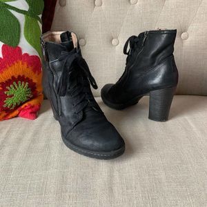 Biala Black Leather Lace Up Booties Heels Shoes Tread Size 40EU 9US